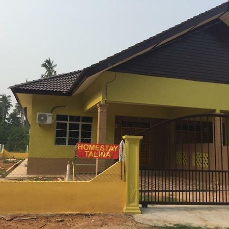 Homestay Talina Kuala Terengganu Bagian luar foto