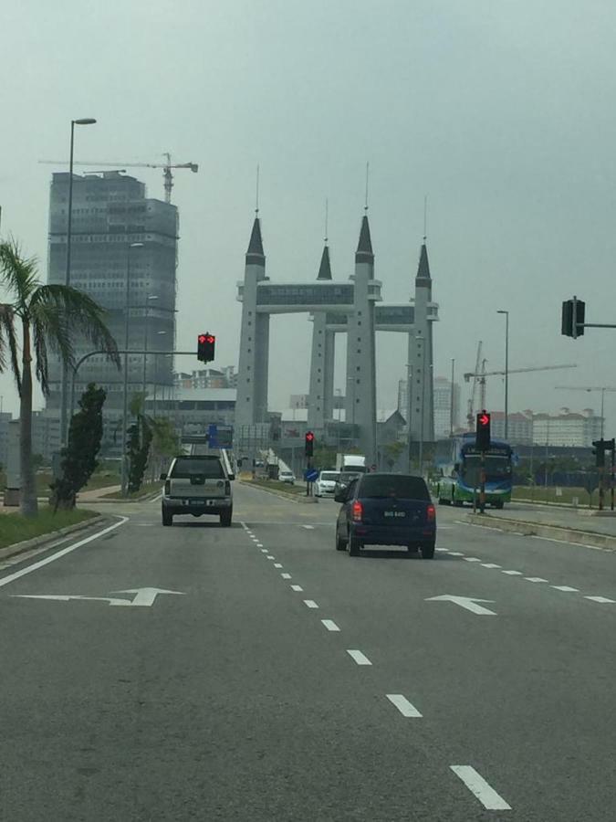 Homestay Talina Kuala Terengganu Bagian luar foto